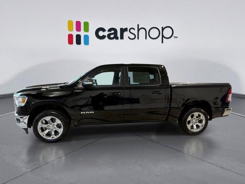 Diamond Black Crystal Pearlcoat 2022 RAM 1500 Big Horn/Lone Star