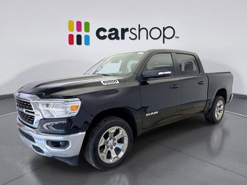 Diamond Black Crystal Pearlcoat 2022 RAM 1500 Big Horn/Lone Star