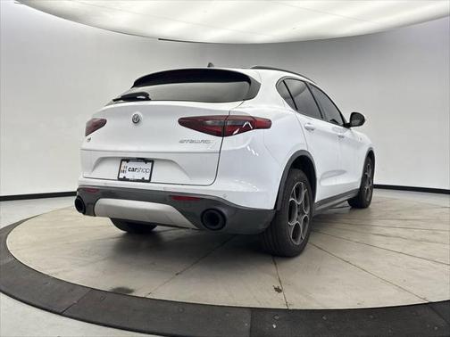 2022 Alfa Romeo Stelvio Ti