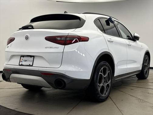 2022 Alfa Romeo Stelvio Ti