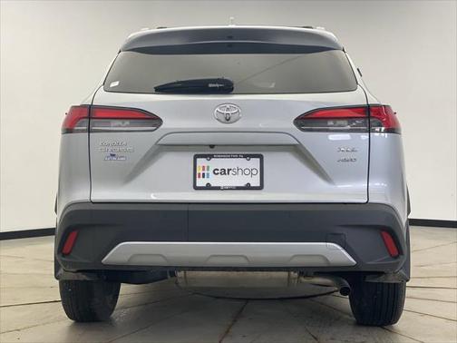 2024 Toyota Corolla Cross XLE