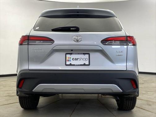 2024 Toyota Corolla Cross XLE