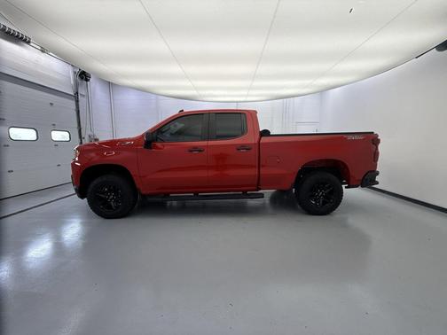 Red Hot 2019 Chevrolet Silverado 1500 Custom Trail Boss