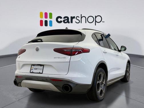 2022 Alfa Romeo Stelvio Ti