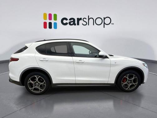2022 Alfa Romeo Stelvio Ti