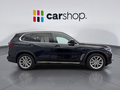 Black Sapphire Metallic 2022 BMW X5 xDrive40i