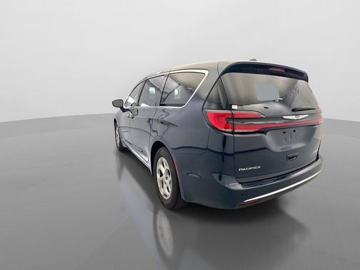 Fathom Blue Pearlcoat 2024 Chrysler Pacifica Limited