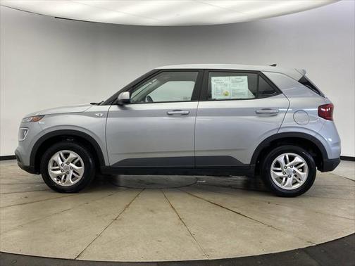 2021 Hyundai VENUE SE