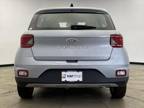 2021 Hyundai VENUE SE