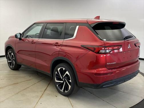 2022 Mitsubishi Outlander ES 2.5 S-AWC