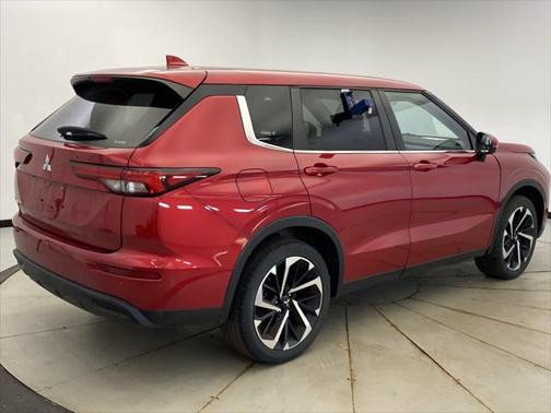 2022 Mitsubishi Outlander ES 2.5 S-AWC