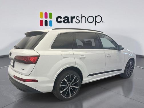 Glacier White Metallic 2023 Audi Q7 55 Premium Plus