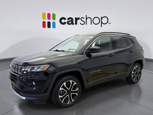 Diamond Black Crystal Pearlcoat 2023 Jeep Compass Limited