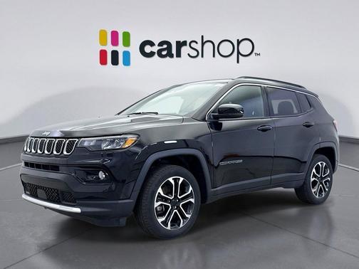 Diamond Black Crystal Pearlcoat 2023 Jeep Compass Limited