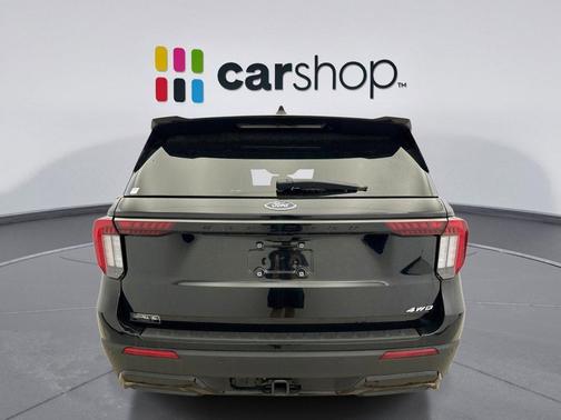 AGATE BLACK METALLIC 2025 Ford Explorer ST-Line