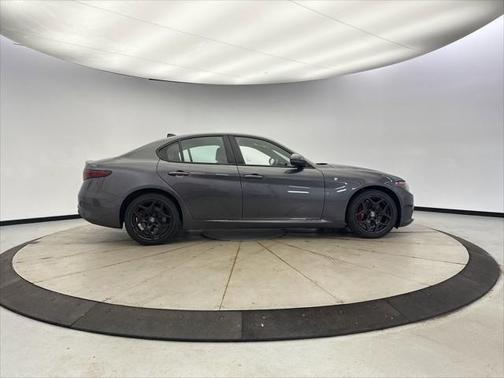 2022 Alfa Romeo Giulia Ti