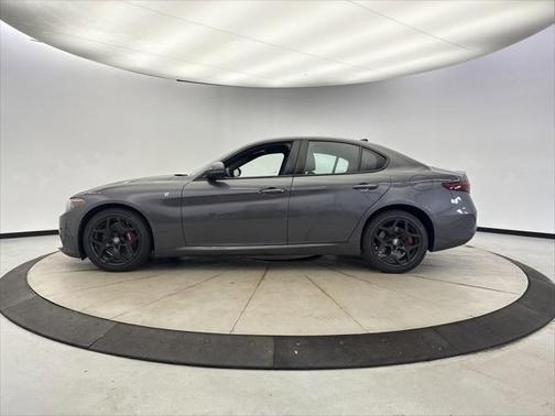 2022 Alfa Romeo Giulia Ti