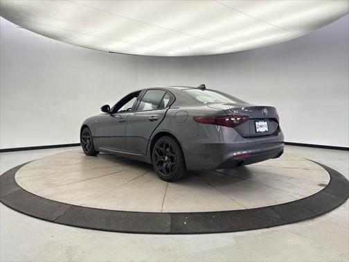 2022 Alfa Romeo Giulia Ti