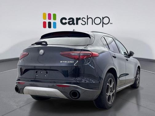 2022 Alfa Romeo Stelvio Ti