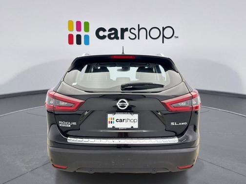 Magnetic Black Pearl 2022 Nissan Rogue Sport SL