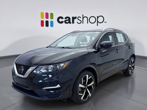 Magnetic Black Pearl 2022 Nissan Rogue Sport SL