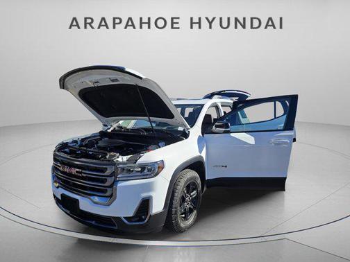 2023 GMC Acadia AWD AT4