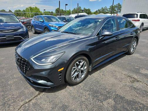 2022 Hyundai SONATA SEL