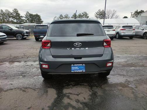 2025 Hyundai VENUE SEL