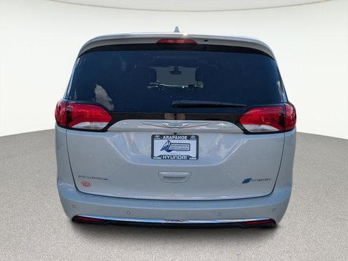 2020 Chrysler Pacifica Hybrid Limited