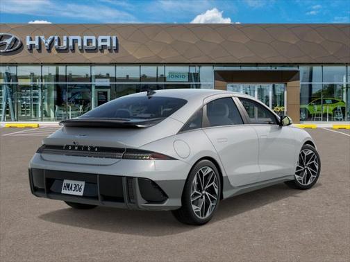 2025 Hyundai IONIQ 6 SEL