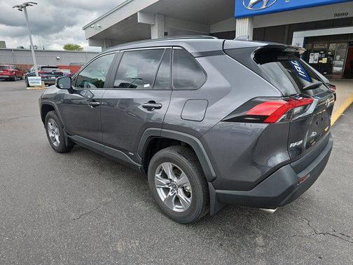 2023 Toyota RAV4 Hybrid XLE