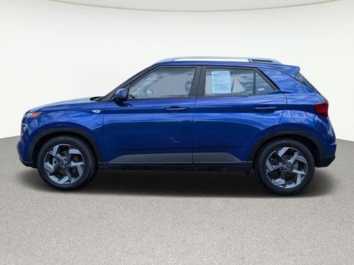 2022 Hyundai VENUE Limited
