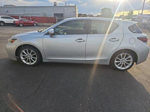 2013 Lexus CT 200h Hybrid