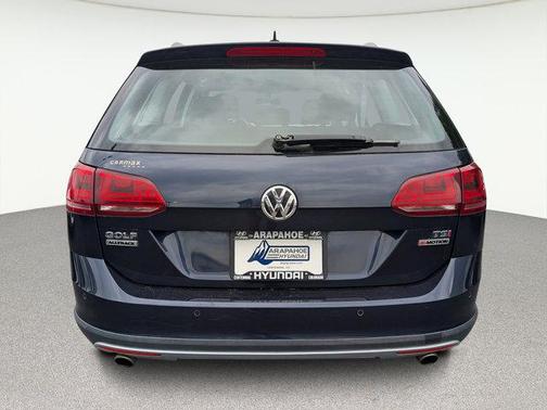 2017 Volkswagen Golf Alltrack TSI S