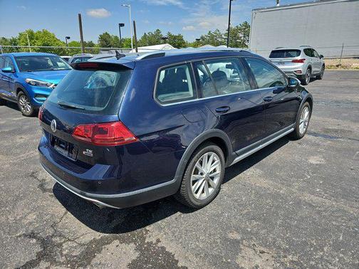 2017 Volkswagen Golf Alltrack TSI SEL