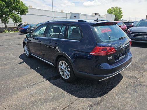 2017 Volkswagen Golf Alltrack TSI SEL