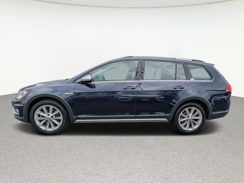 2017 Volkswagen Golf Alltrack TSI S