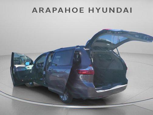 2016 Toyota Sienna XLE