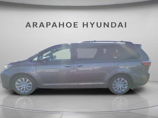 2016 Toyota Sienna XLE