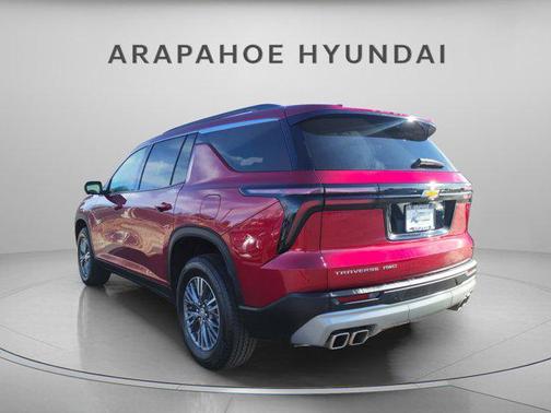 2024 Chevrolet Traverse LT