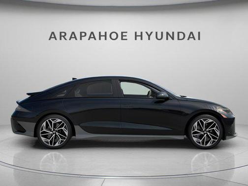 2025 Hyundai IONIQ 6 SEL