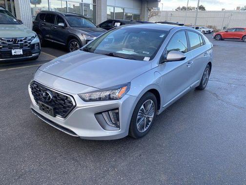 2021 Hyundai IONIQ Plug-In Hybrid SEL