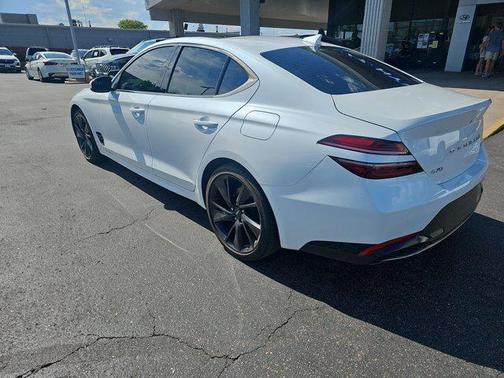 2023 Genesis G70 2.0T AWD
