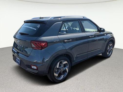 2024 Hyundai VENUE Limited