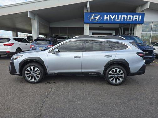 2024 Subaru Outback Touring