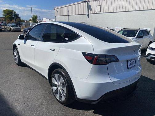 2023 Tesla Model Y Long Range Dual Motor All-Wheel Drive