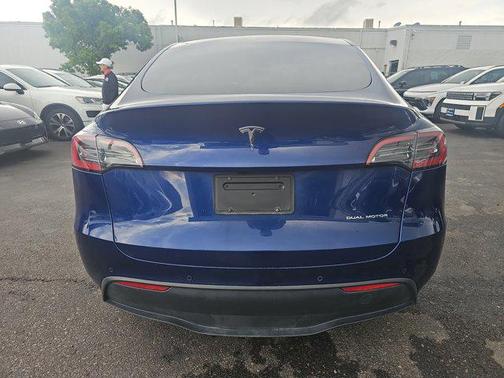 2021 Tesla Model Y Long Range Dual Motor All-Wheel Drive