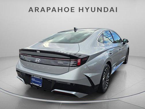 2024 Hyundai SONATA Hybrid SE