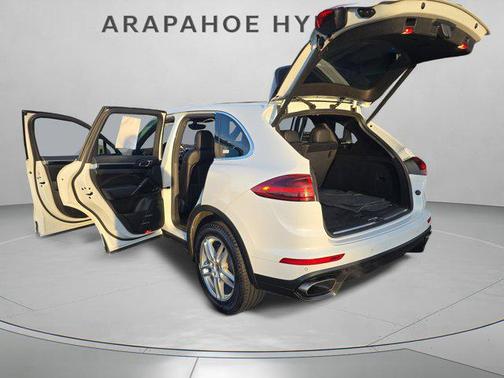 2016 Porsche Cayenne Cayenne