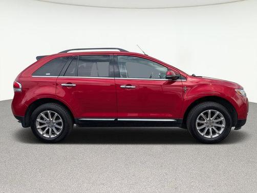2012 Lincoln MKX Base